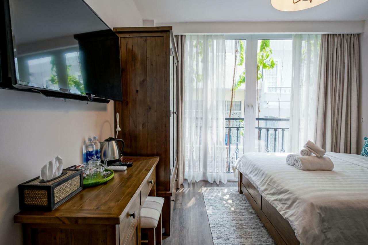 Mira Moon - Calmette Bed & Breakfast Ho Chi Minh City Exterior photo