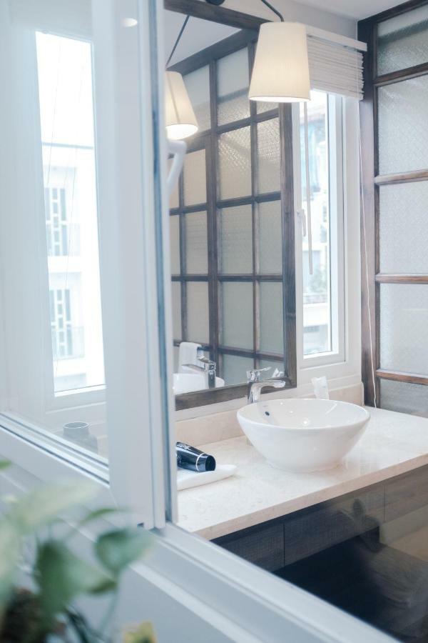 Mira Moon - Calmette Bed & Breakfast Ho Chi Minh City Exterior photo